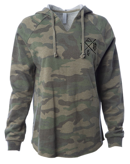 Women’s SKULL CROSSBONES Hoodie (Camo)